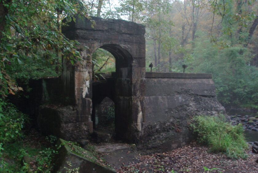 Historic mill ruins at Kakiat Park in Montebello